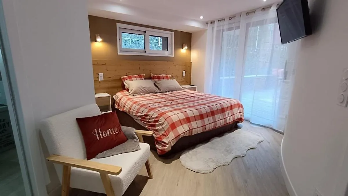 Beau T2 Refait A Neuf Apartment Brides-les-Bains France